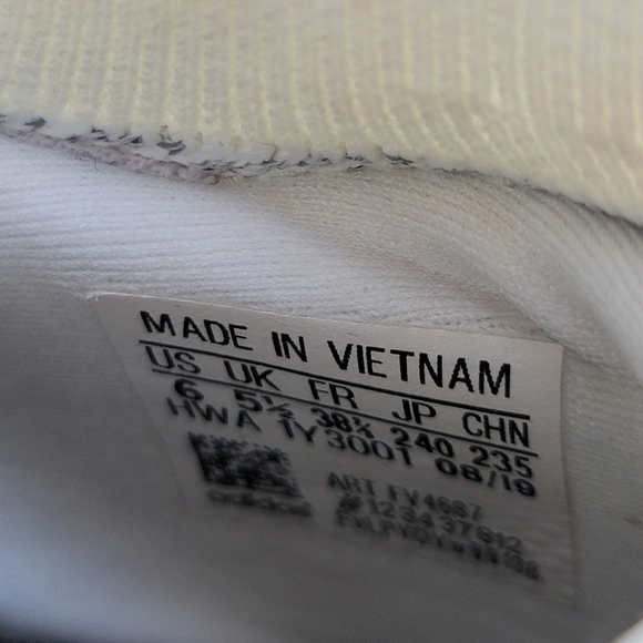 ADIDAS Men's AlphaEdge‎ 4D Performance Running Shoe - Picture 9 of 9